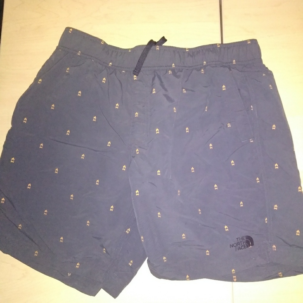 TNF men's medium shorts